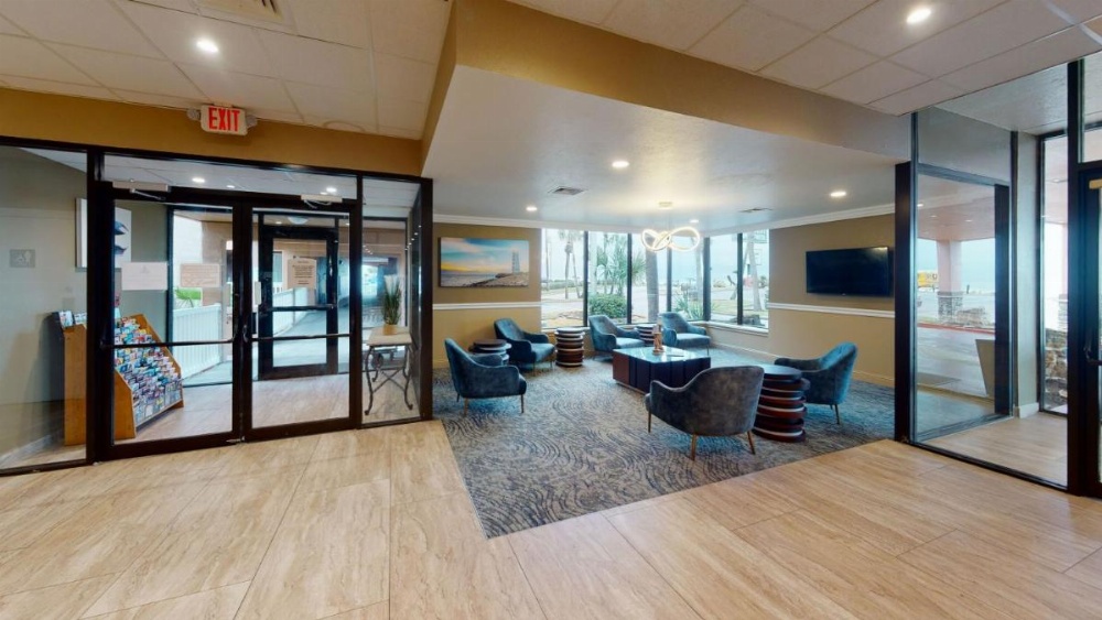 Beachfront Palms Hotel Image 32
