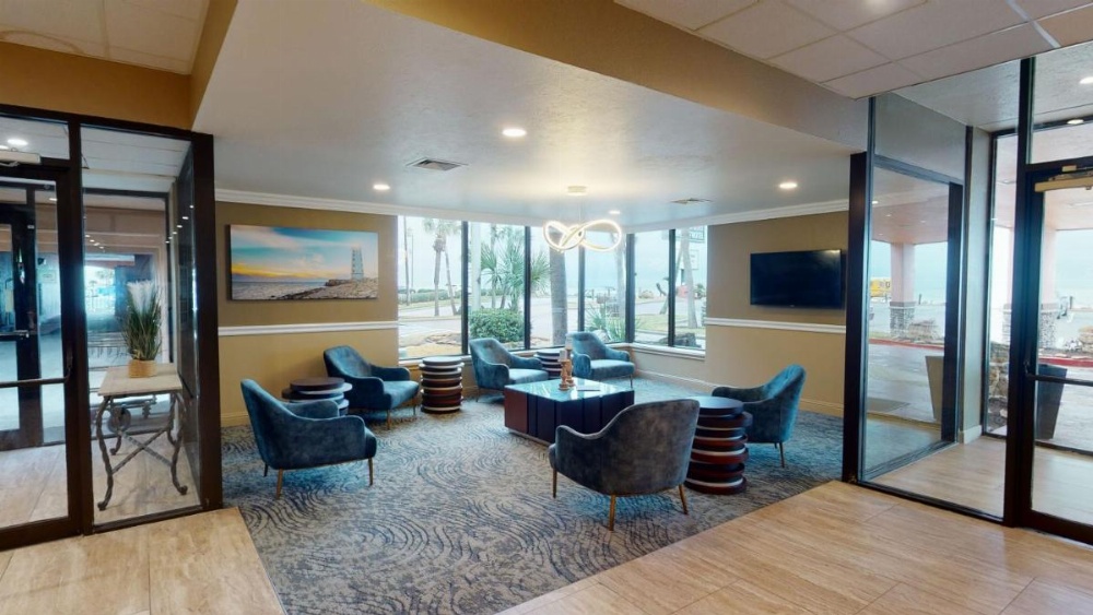 Beachfront Palms Hotel Image 33